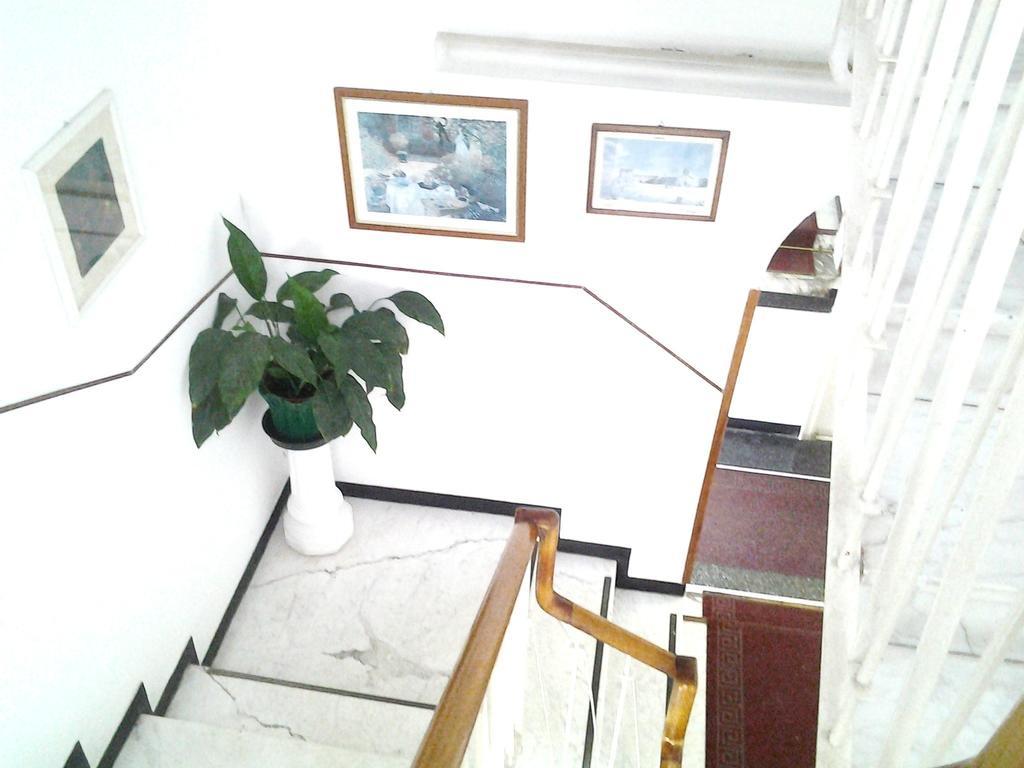 Hotel Piccolo Eden Нерви Экстерьер фото